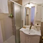 Bed & Breakfast Golden 4*
